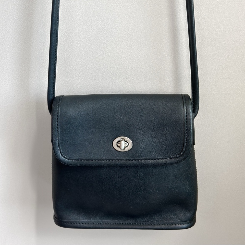 Vintage Coach Tango Black Leather Nickel Crossbody Bag 9049